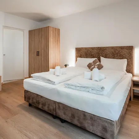 Z1 Apartment *